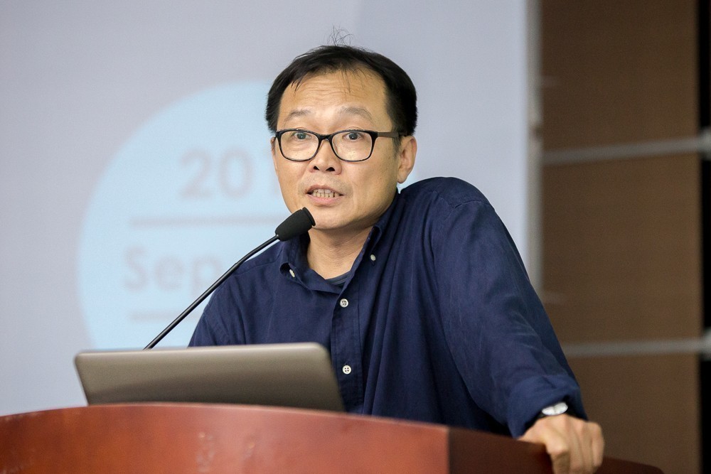 965.jpg