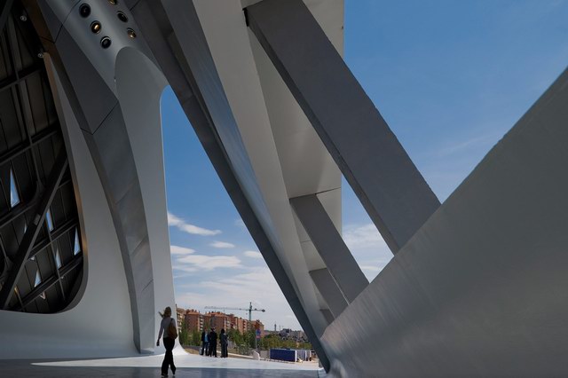 Zaragoza-Bridge-Pavilion-6.jpg