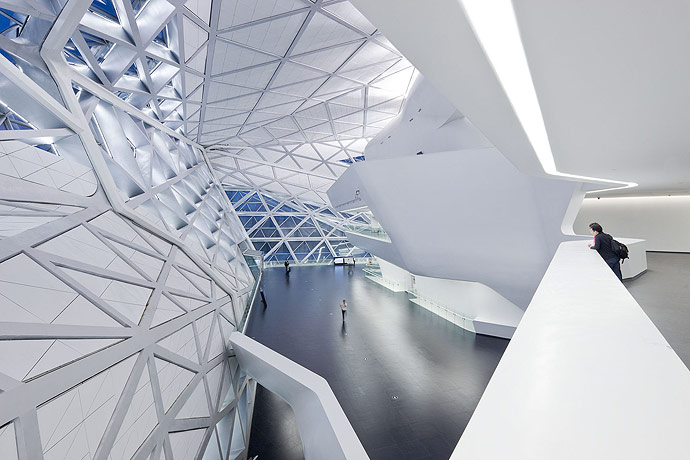 Guangzhou-Opera-10.jpg