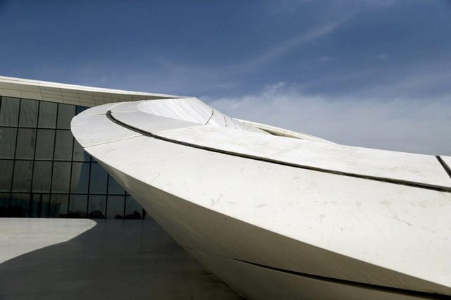 heydar-aliyev-cultural-center-17.jpg